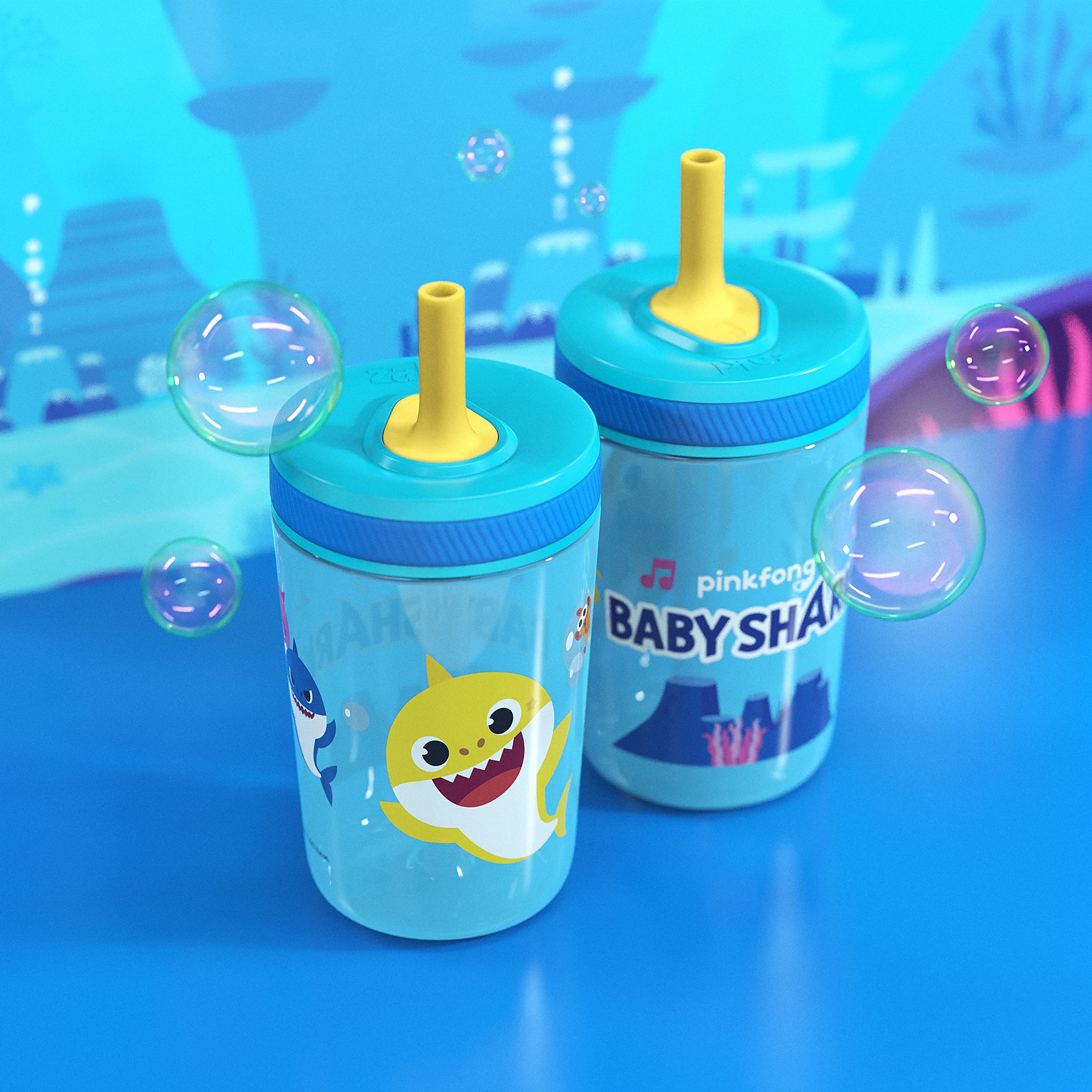 Baby Shark Kelso tumbler straw detail highlighting easy sipping for kids