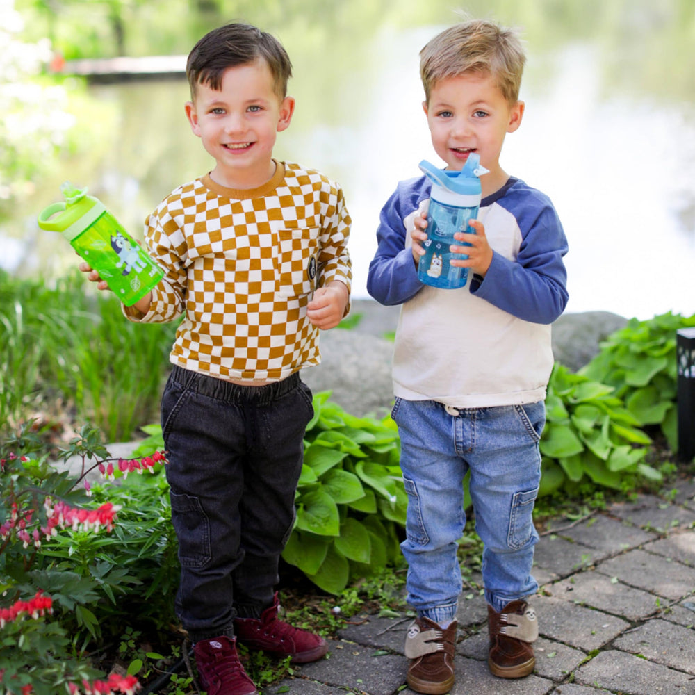 Zak Designs Bluey Atlantic 16oz bottle with built-in handle for easy carrying.