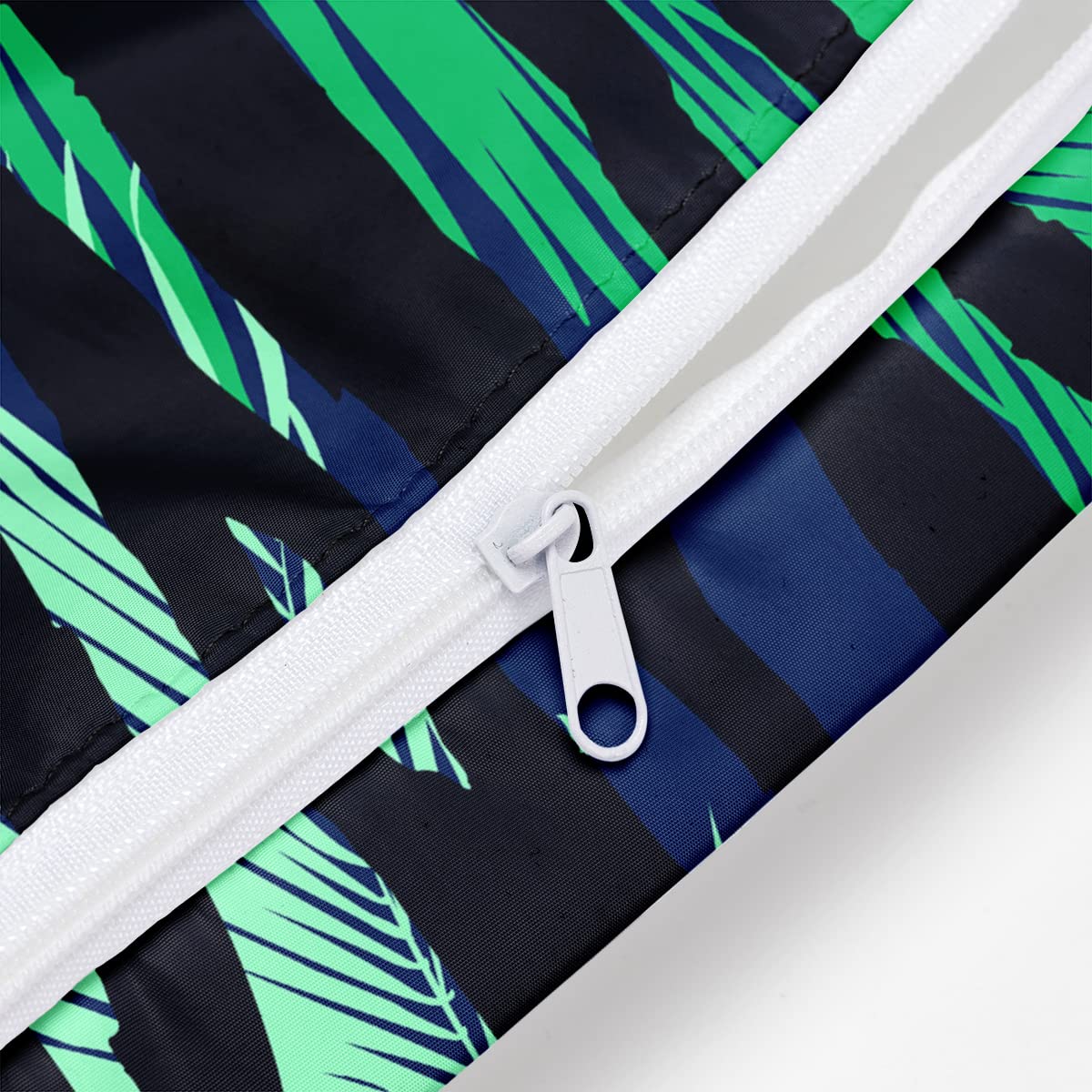 Zcyxuuw Wet Bag with tropical leaf pattern enhances personal style.