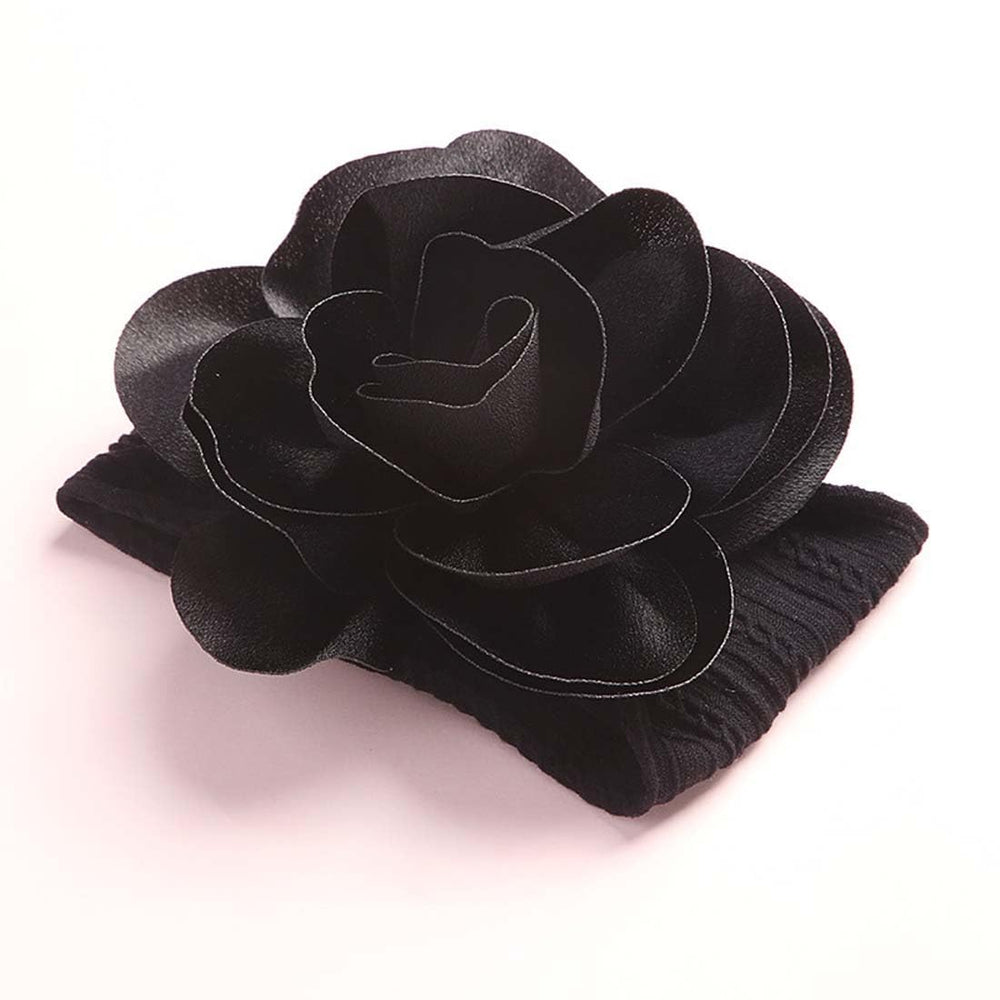 ZCYYYS elastic wide headband keeps hair neat for daily wear.