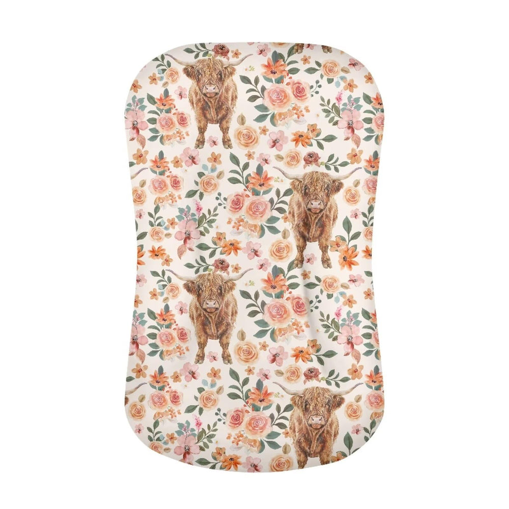 ZDCUSTOM Flower Cow bassinet sheet in soft fabric for gentle sleep.