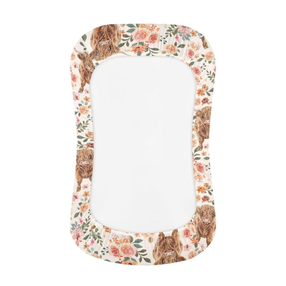 ZDCUSTOM Hummingbird bassinet sheet provides breathable comfort for naps.