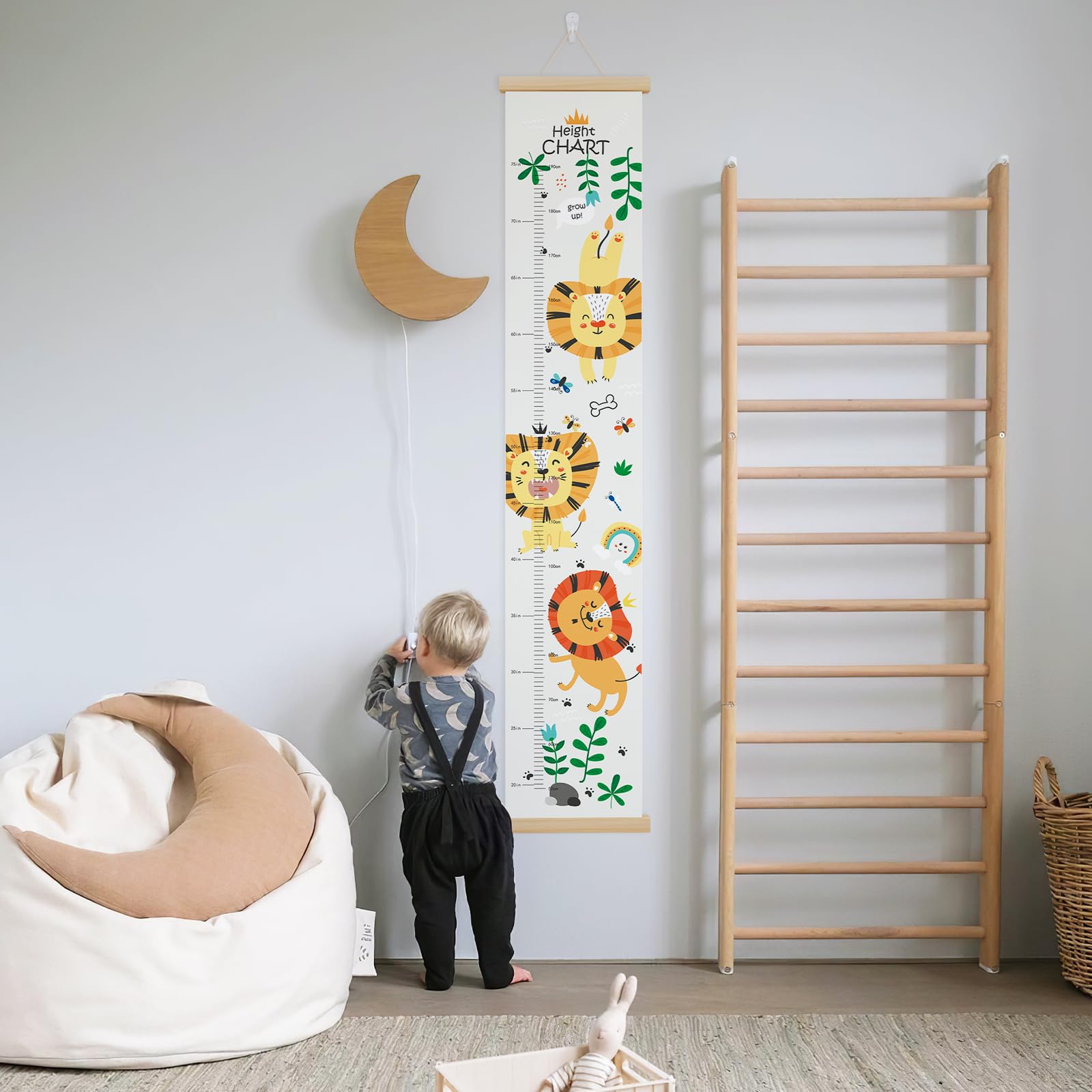 Zeeko Lion canvas chart is easy to install and move between rooms.