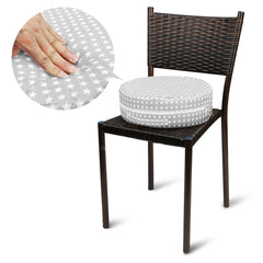 Universal fit works with most dining and high chairs.
