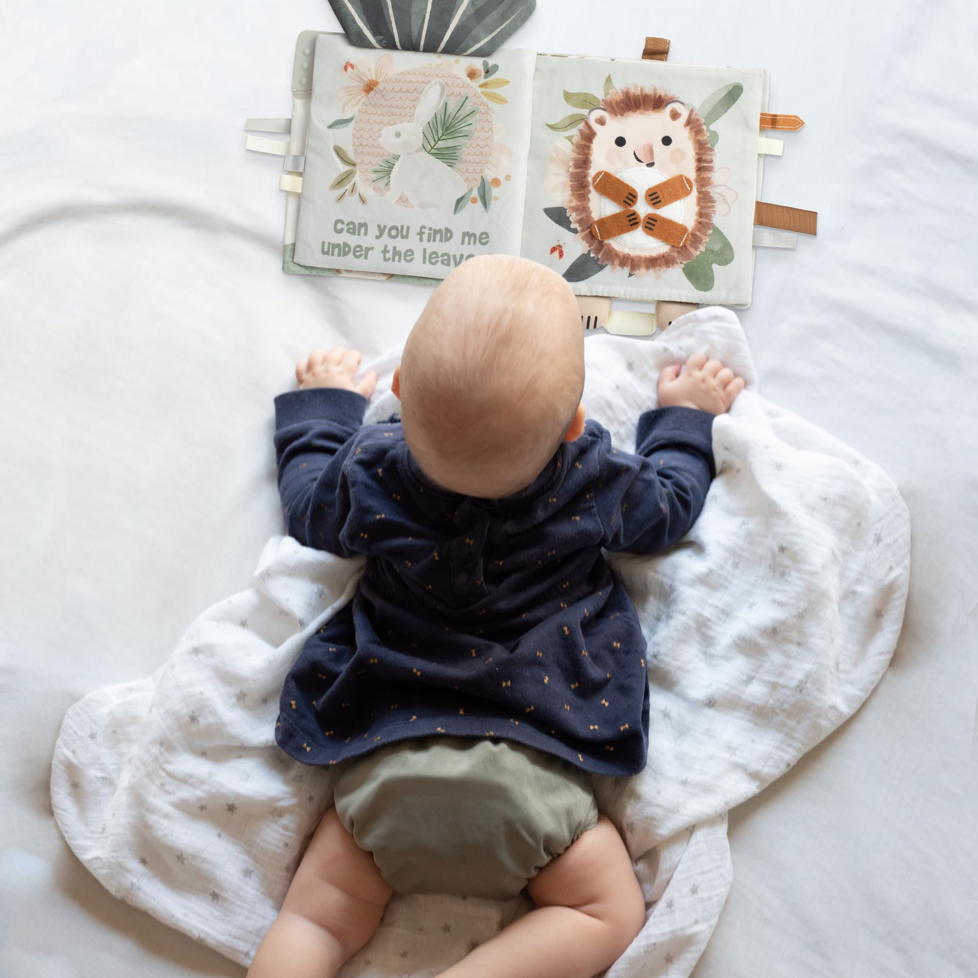 ZICOTO portable baby book fits bags for on-the-go moments.