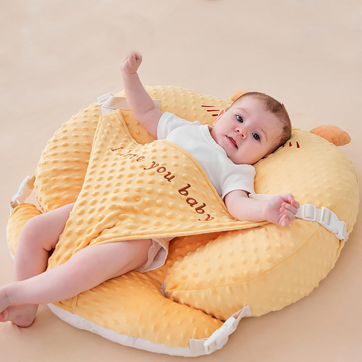 ZIXNEXKOO breastfeeding pillow assembly view for quick setup and sturdy support