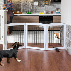 ZJSF wooden gate features non-slip feet to protect floors during use.