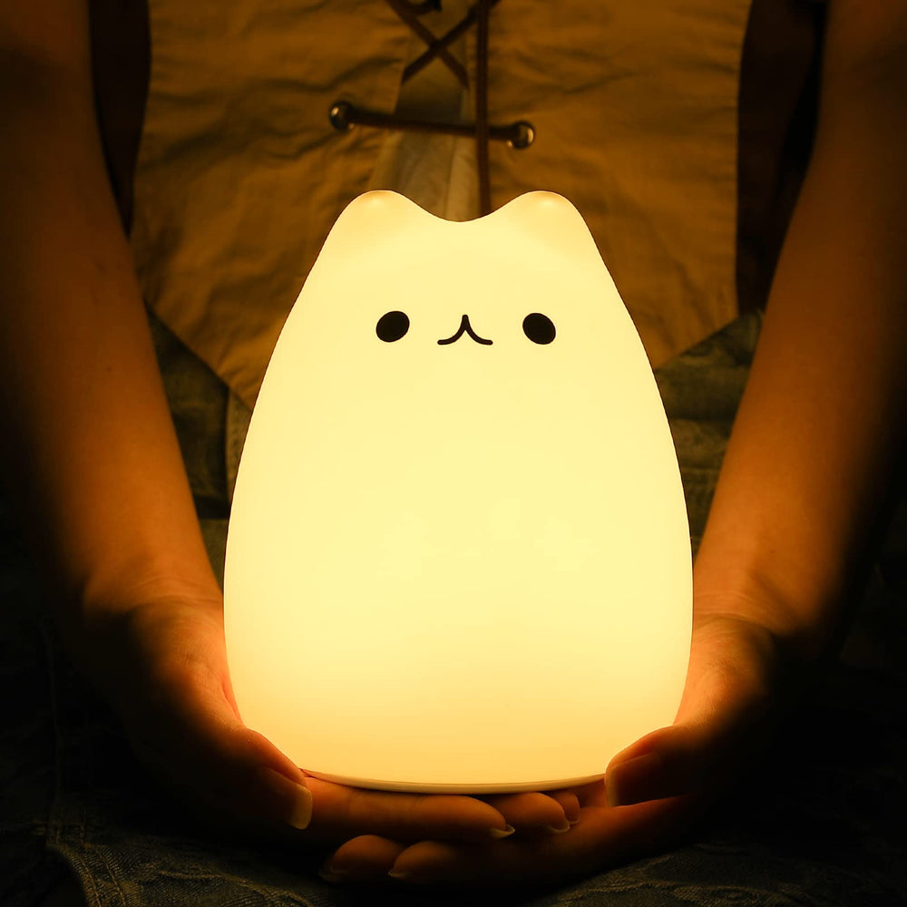 ZKLiLi portable handheld cat light fits in a small hand