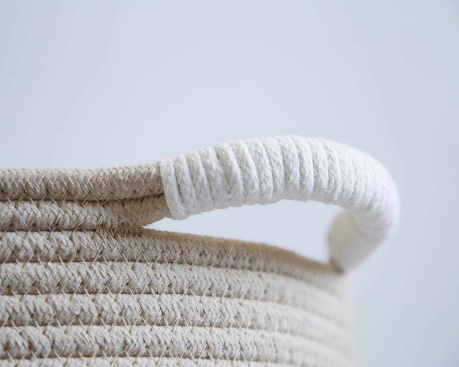 ZOMBATI dog toy bin with durable woven rope withstands daily use.