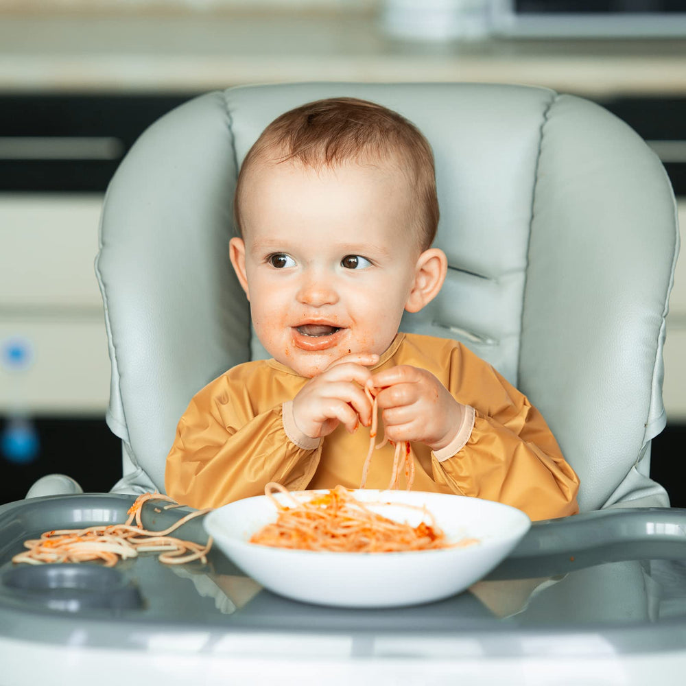 Zoosa bib is machine washable for effortless cleanup after meals.