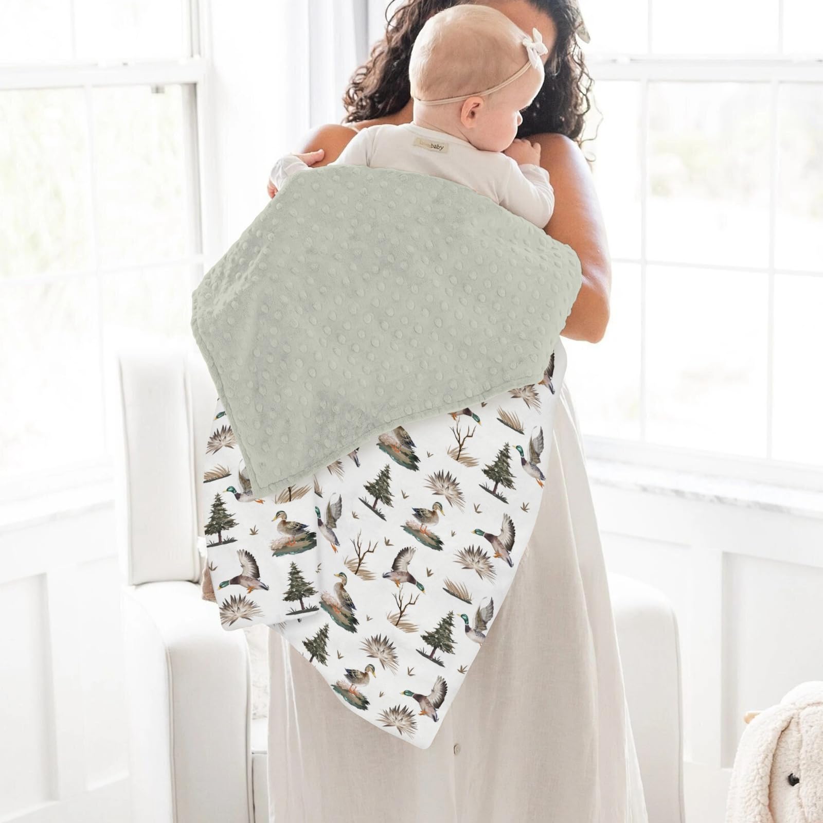ZoUbqchY double-layer dotted backing showcases soothing, breathable design