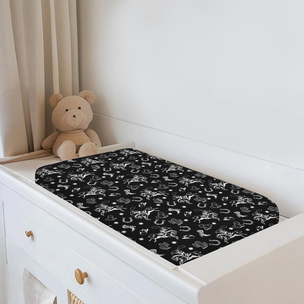 ZoUbqchY elastic band snug fit ensures quick on/off changes for busy mornings.