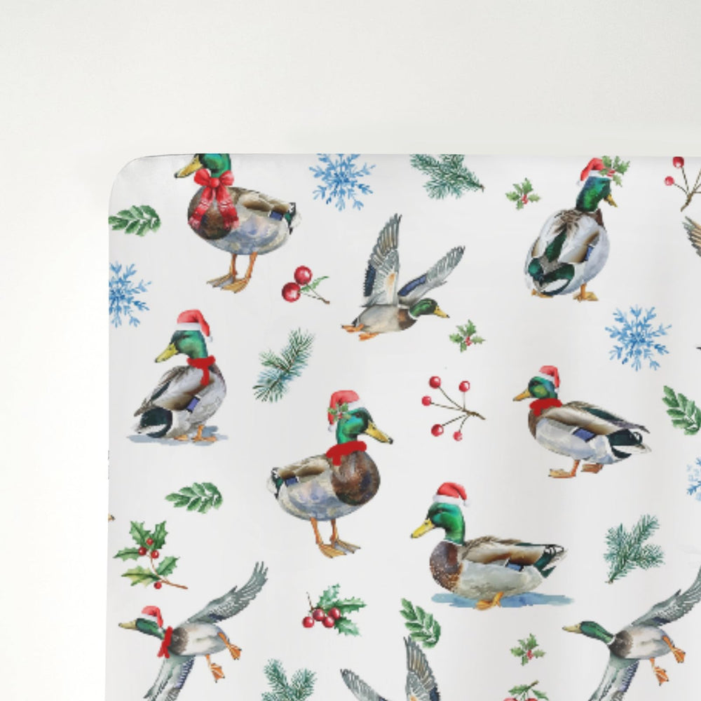 ZoUbqchY Gift-ready crib sheet ideal for baby showers and registries.