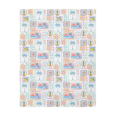 ZoUbqchY pineapple patchwork blanket adds playful nap-time vibe.