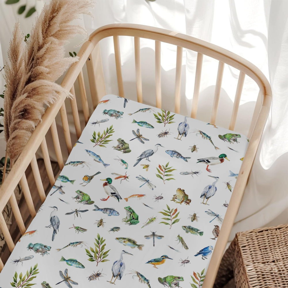 ZoUbqchY 52x28 inch size fits standard crib and toddler mattresses.