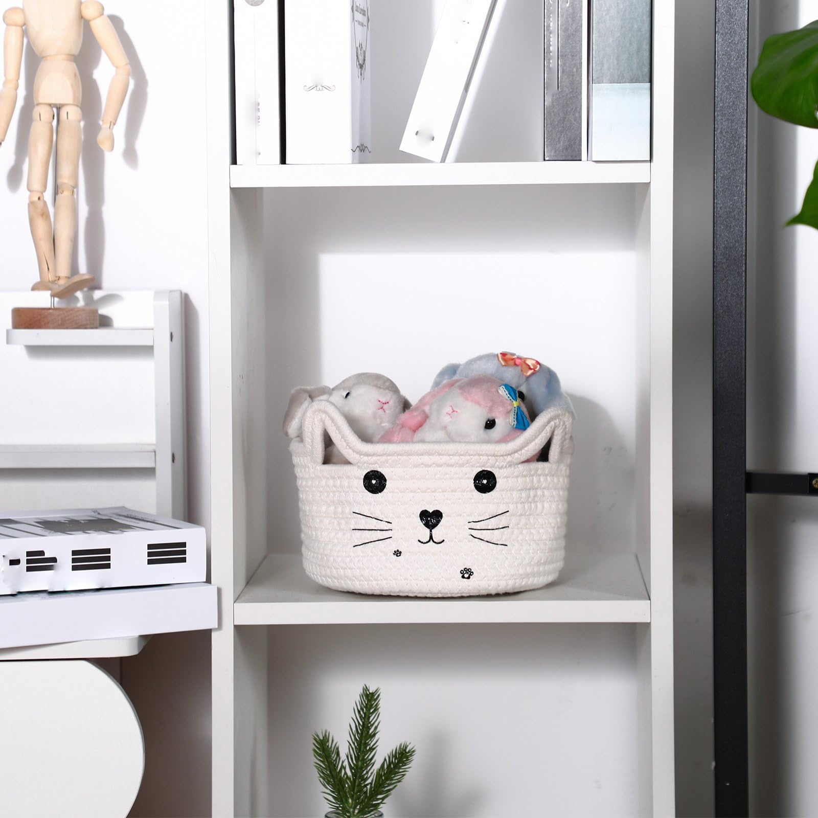 Zopeal cat basket with cat-face design adds charm to any room.