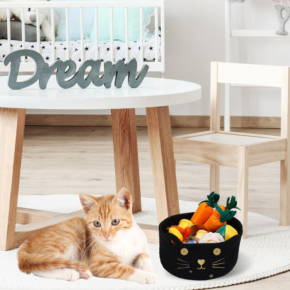 Zopeal nursery room organizer, playful cat design