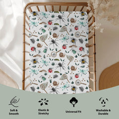 ZoUbqchY Bees pattern crib sheet brings playful charm to the baby’s room.