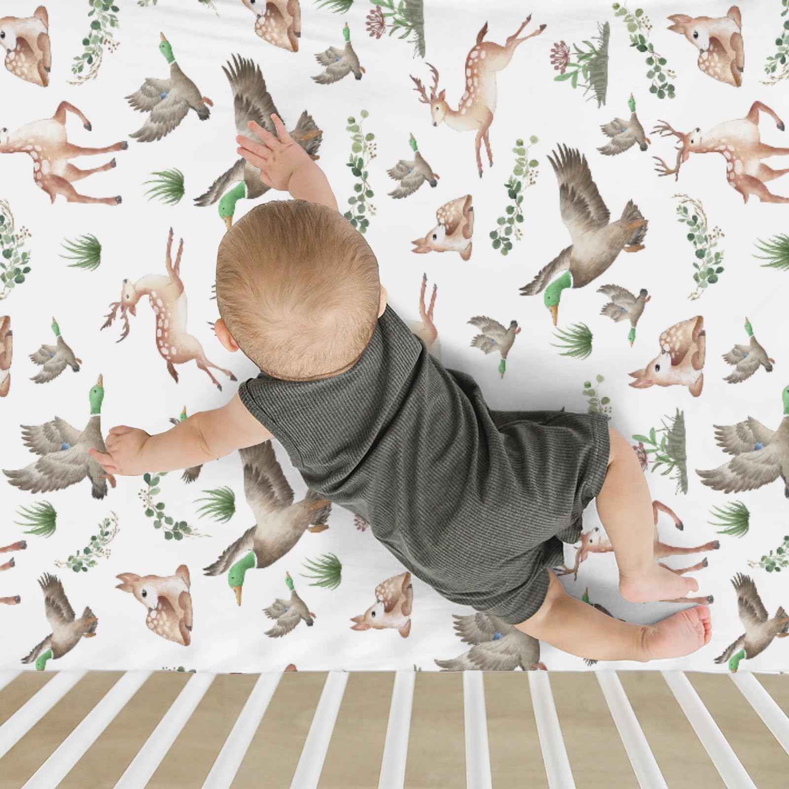 ZoUbqchY breathable material promotes airflow for comfortable, rested babies.
