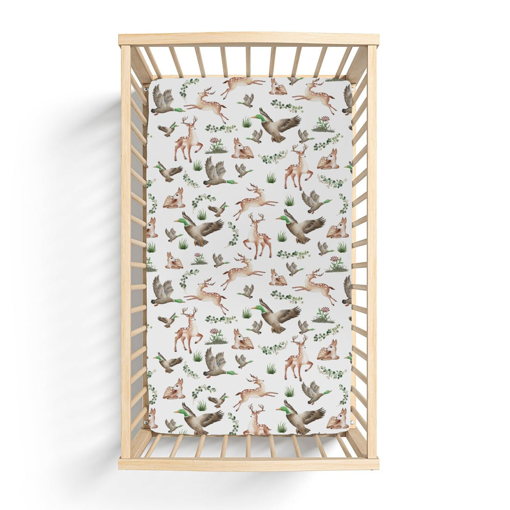 ZoUbqchY machine washable sheets simplify cleanup after playful spills.