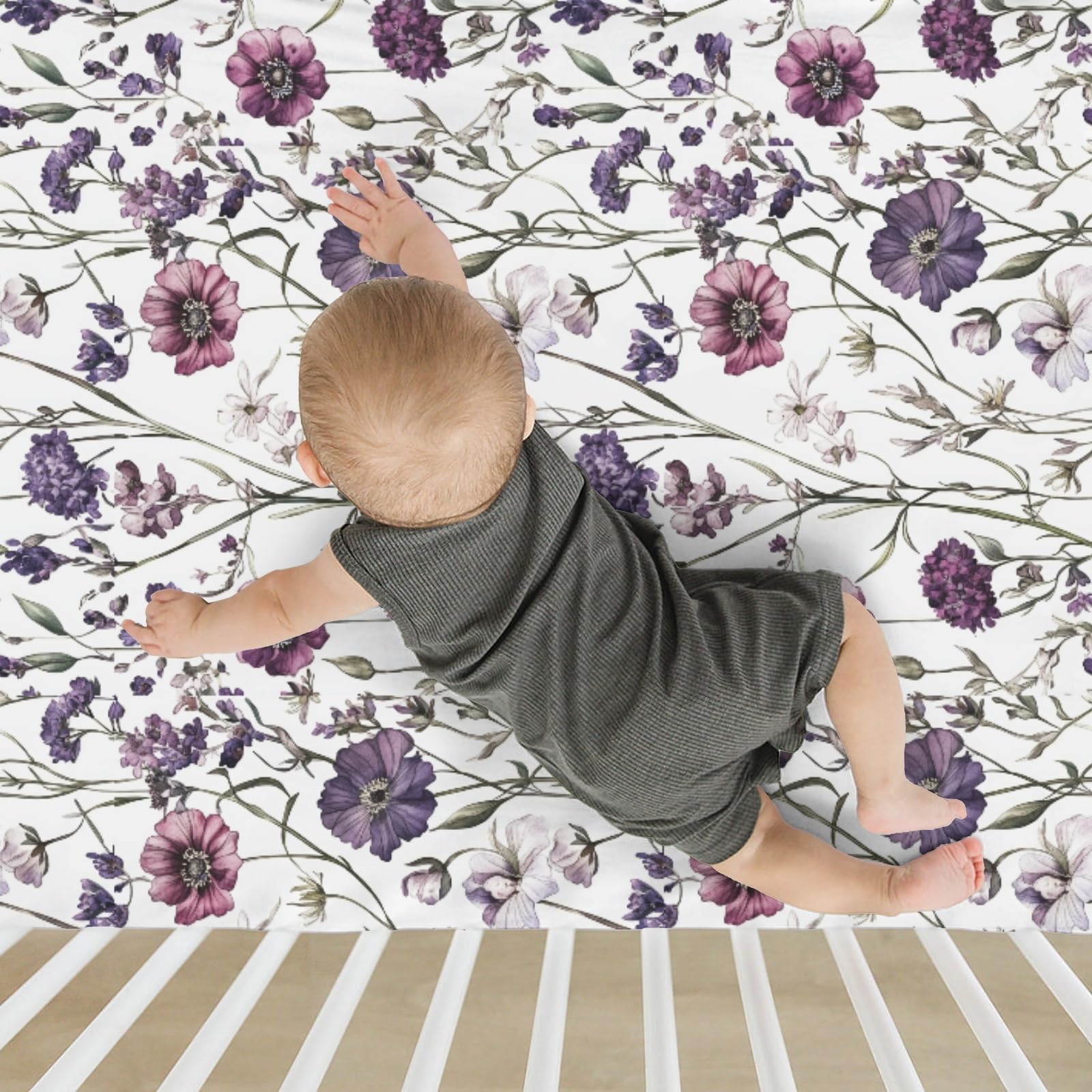 ZoUbqchY fade-resistant fabric stays vibrant after machine washing.