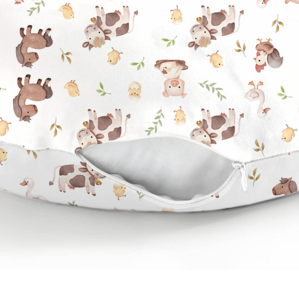 ZoUbqchY large zipper opening enables quick pillow cover changes