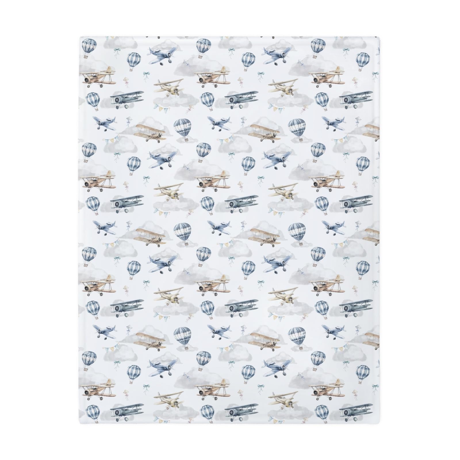 ZoUbqchY Sky and clouds design blanket ideal for crib and stroller.