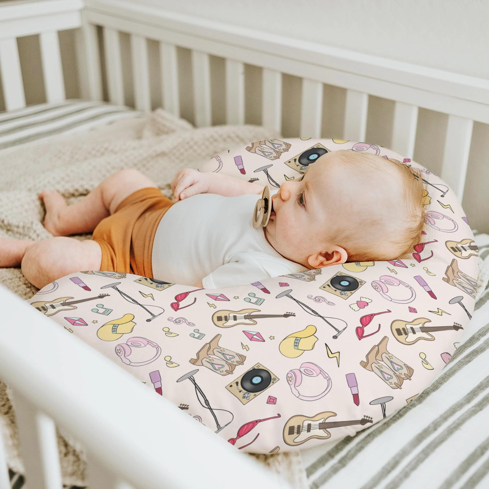 ZoUbqchY soft polyester fabric feels gentle on baby skin.