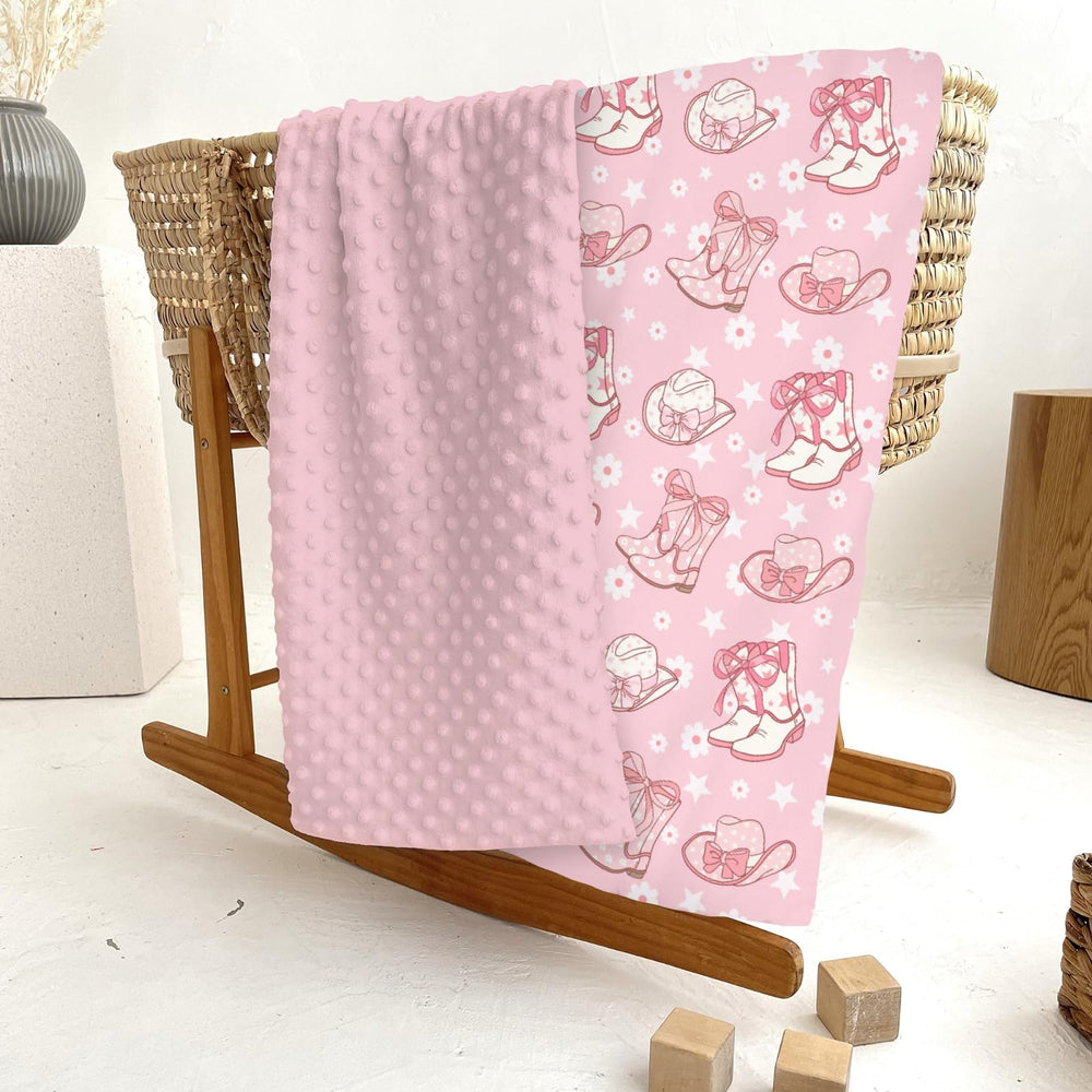 ZoUbqchY travel-friendly baby blanket for stroller, car rides, and outings.