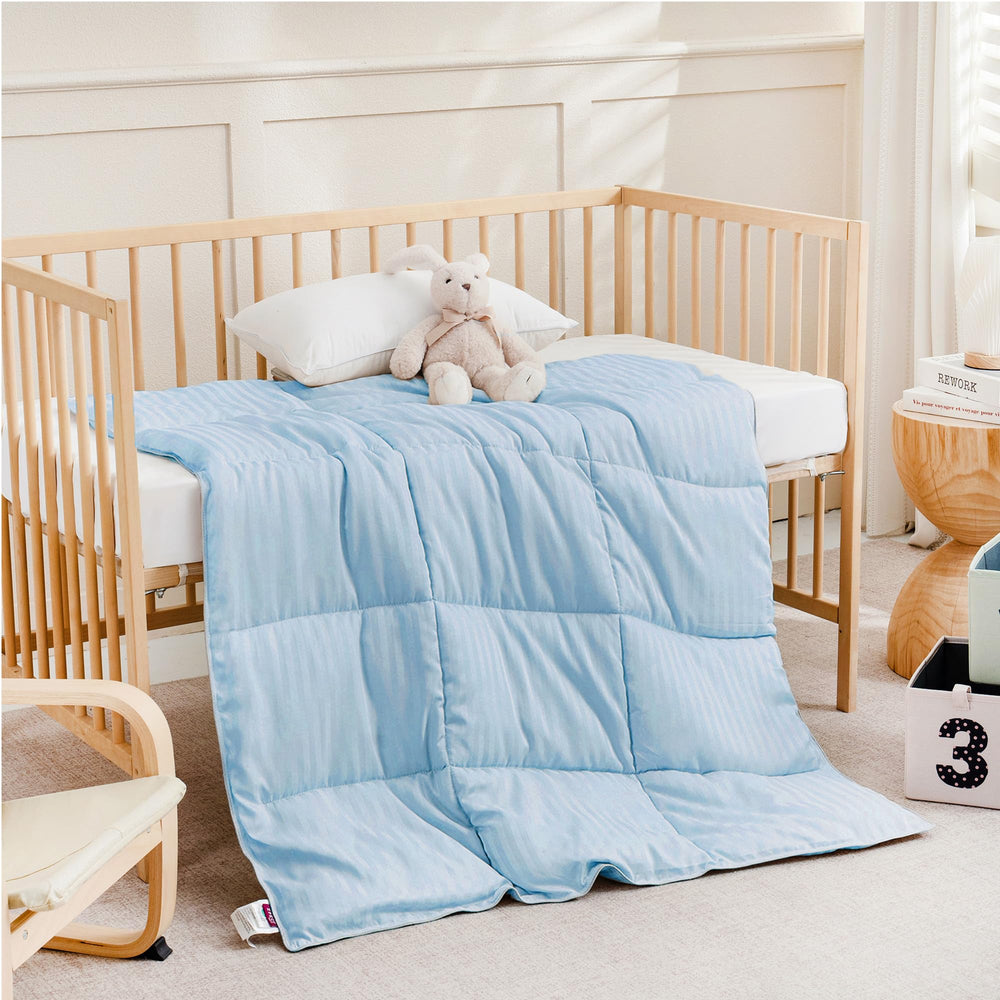 ZPECC toddler comforter travel-compact-for-plane ideal for travel