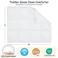 ZPECC goose down comforter in stroller setting provides lightweight warmth on the go.