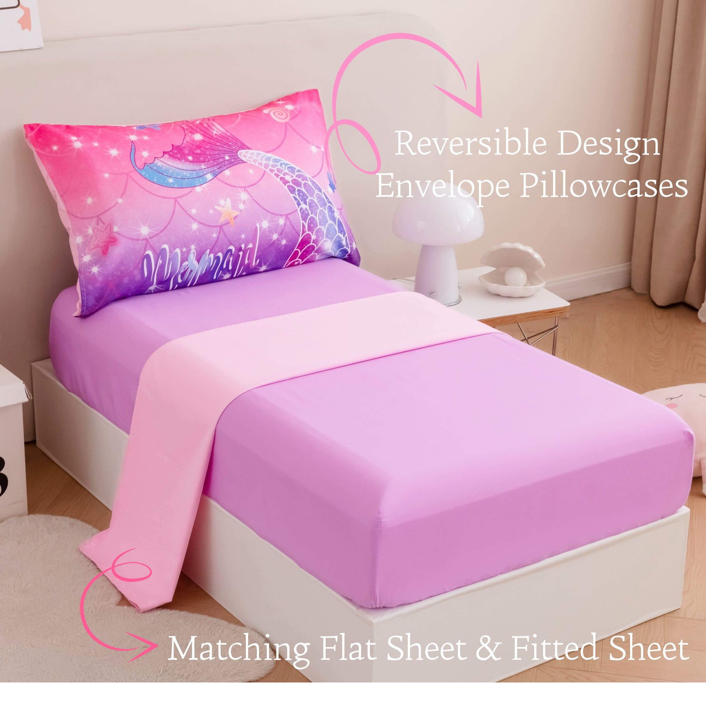 ZRNBAST shell starfish print bedding with ocean-inspired accents for kids.