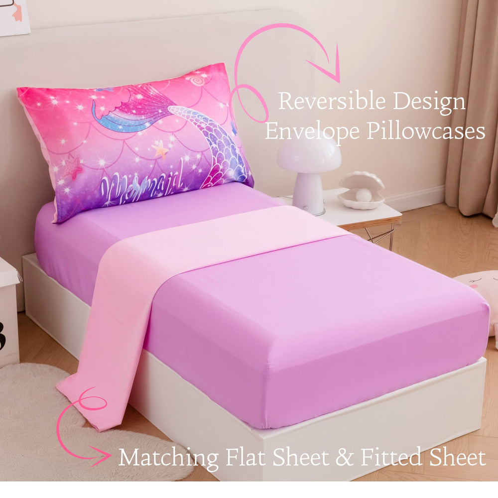 ZRNBAST shell starfish print bedding with ocean-inspired accents for kids.