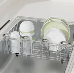 ZumenDa stainless steel cup holder dries baby bottles and travel mugs safely.