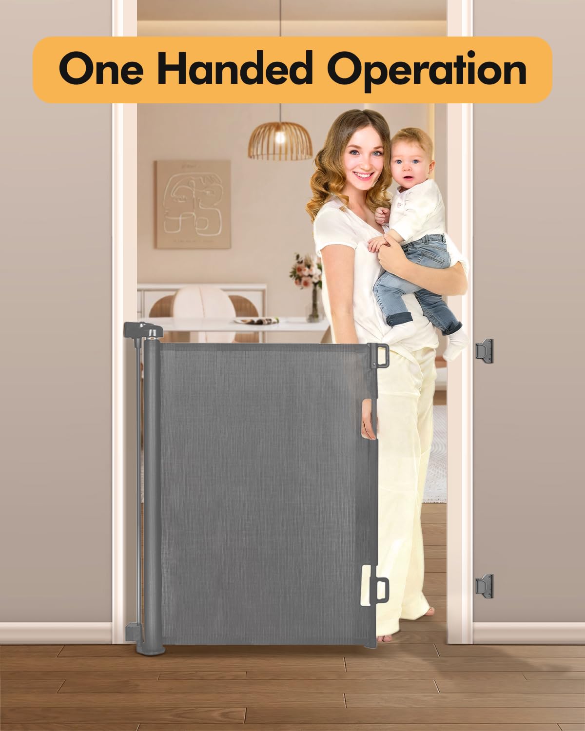 Zupetta one handed operation gate demonstrating easy use while carrying items