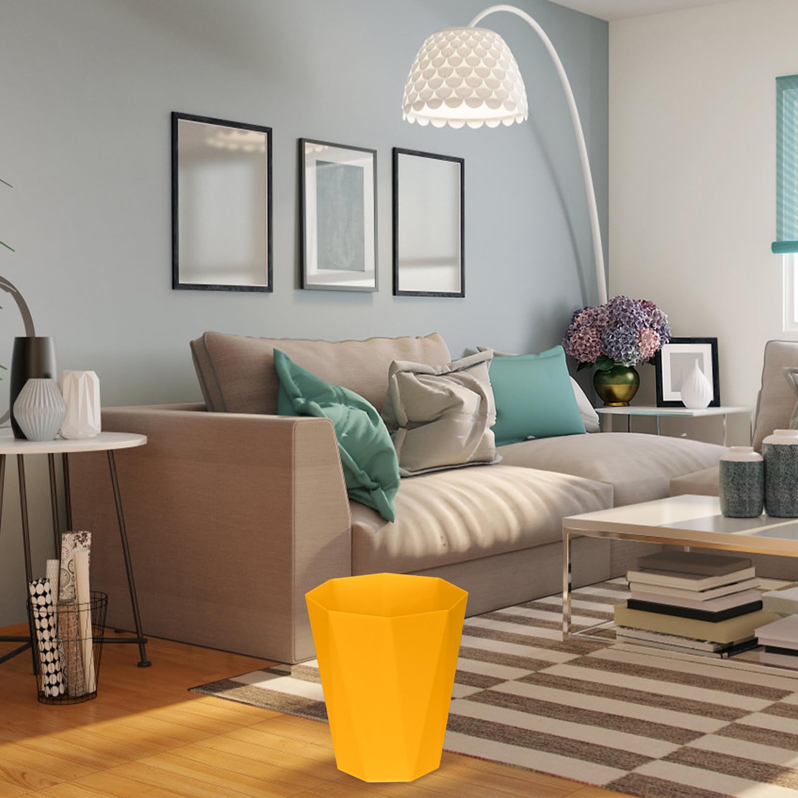 ZXJ small trash can fits in dorm rooms or kids' spaces