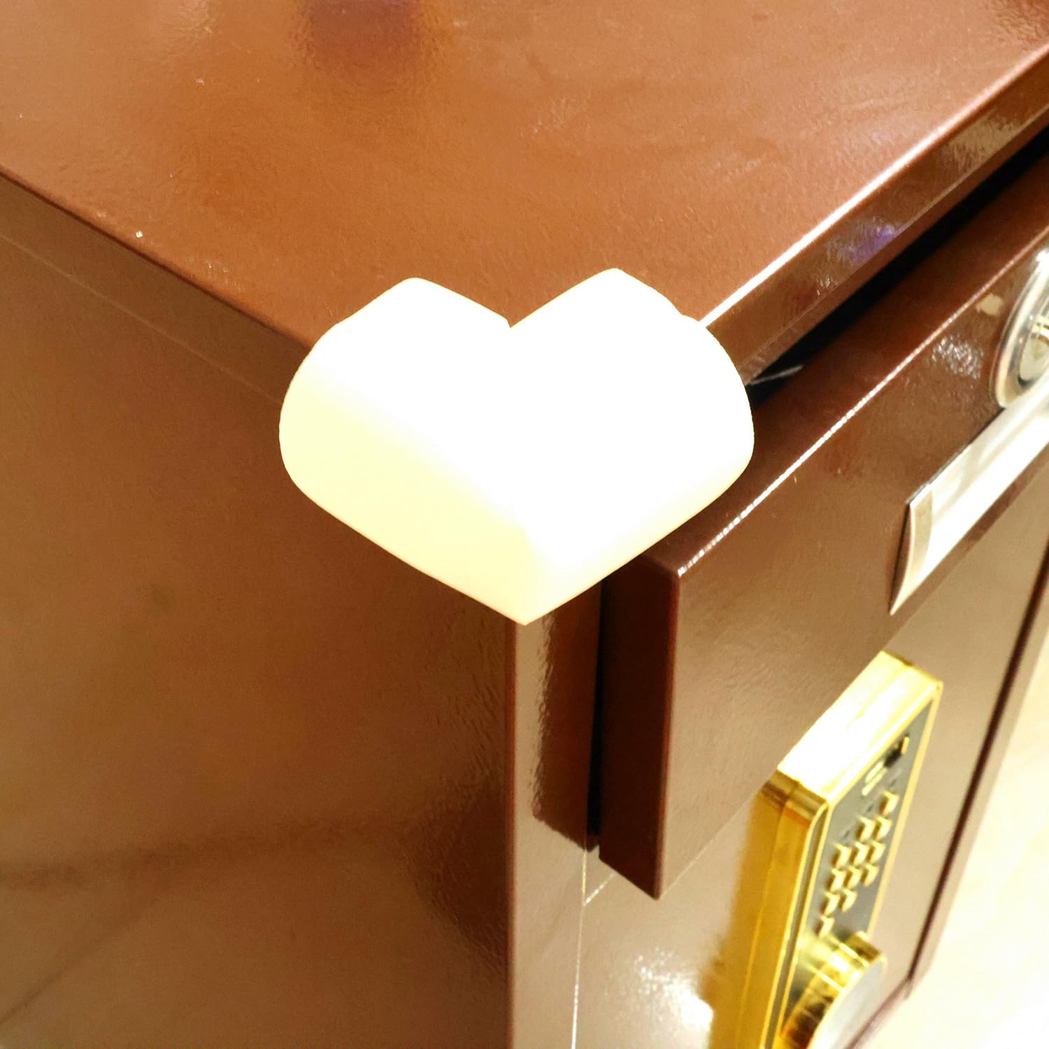 ZXUEZHENG corner guard for TV cabinet and other furniture.