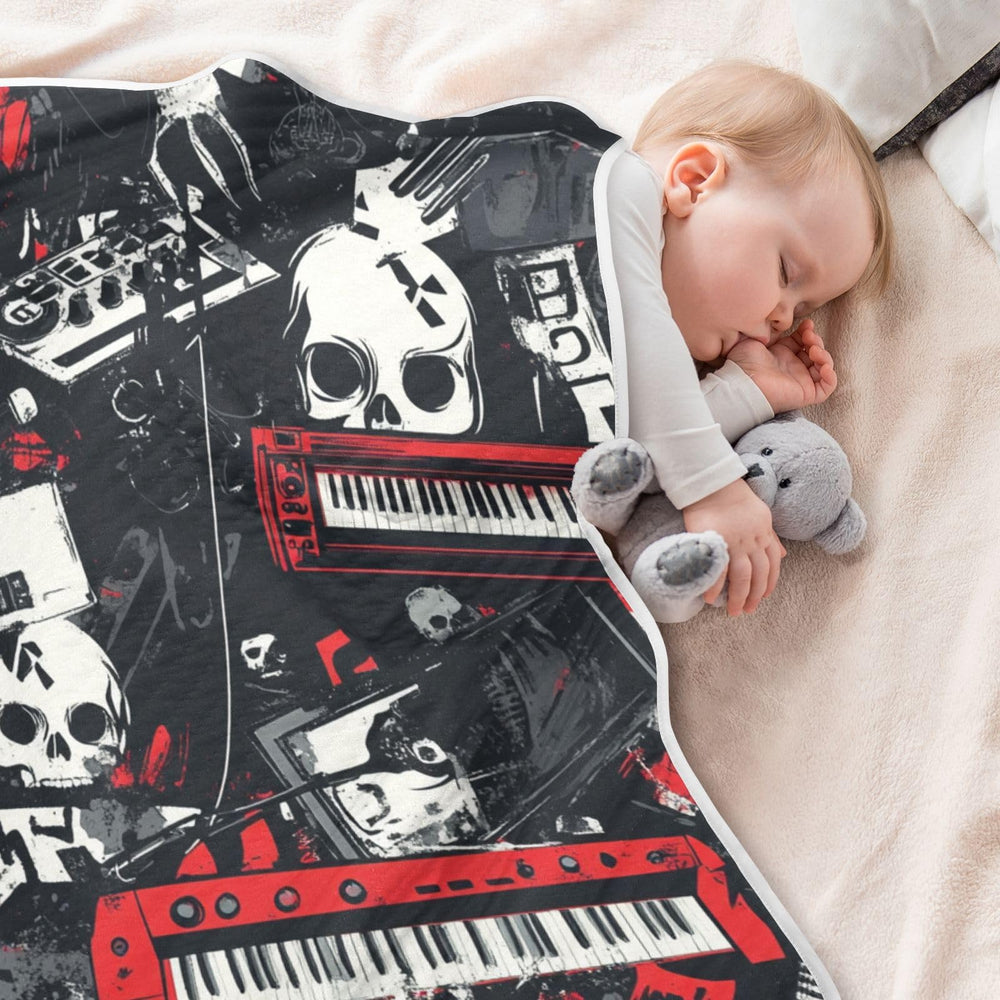 ZZKKO Punk Rock Skull Blanket on a stroller during outings keeps baby warm.